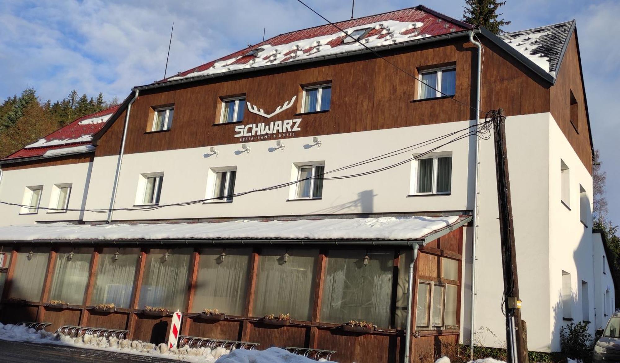 Hotel Schwarz Nove Hamry Exterior photo